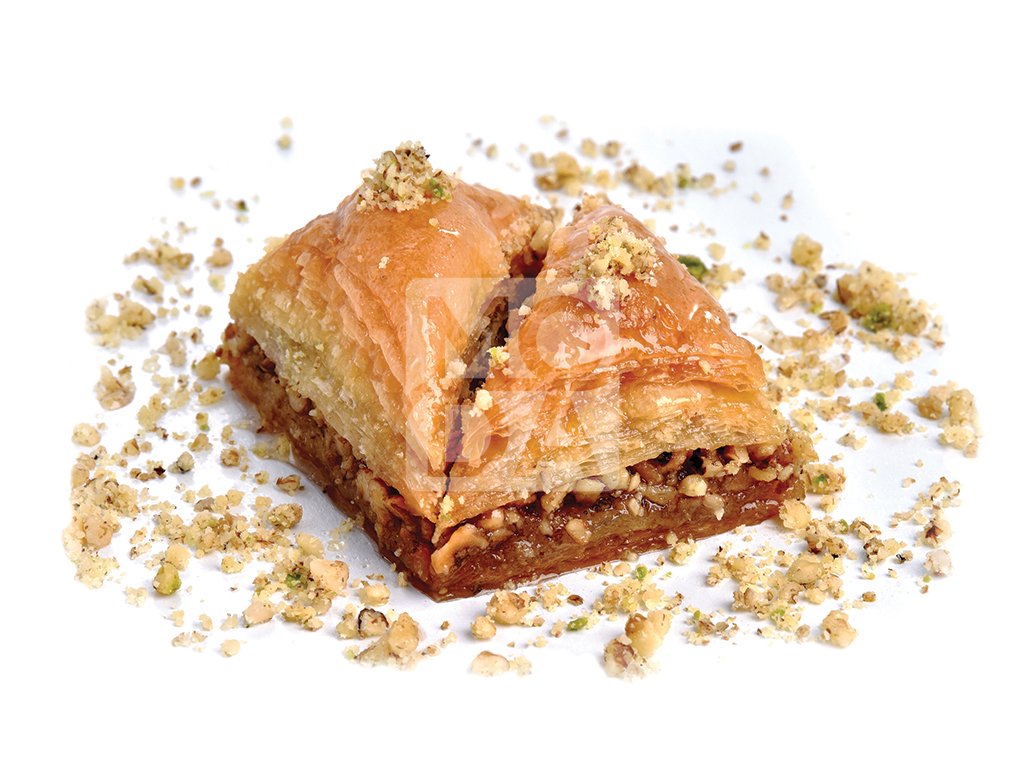 Baklava, Triangle Slice with Walnut, 48pcs, 6lbs (2700g)- #680009
