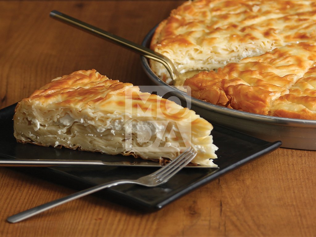 Borek, Anatolian Cheese Pastry, Round Tray-Carrot Slice, 12pcs, 5.5lbs (2500g)- #520851
